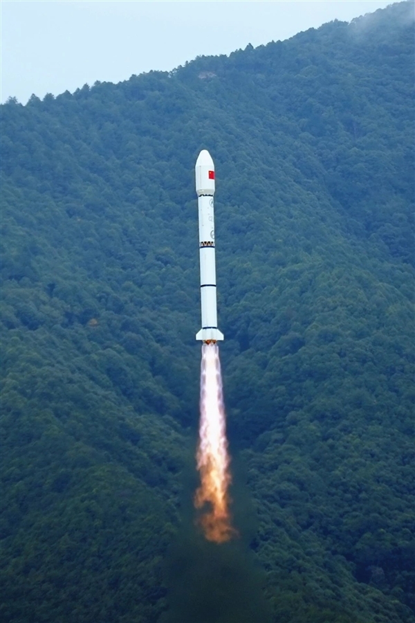 我國“女媧星座”12 顆商業(yè)雷達遙感衛(wèi)星開啟規(guī)模應(yīng)用