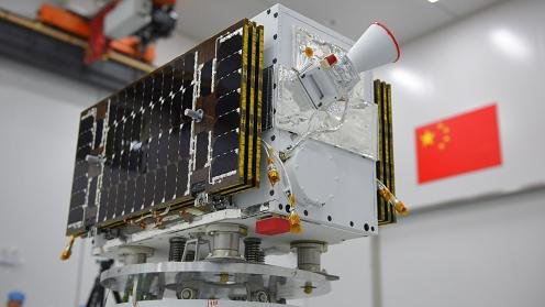 軍事資訊AI速遞：昨夜今晨軍事熱點一覽 丨2025年8月18日
